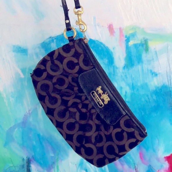 Coach Handbags - COACH Black Wristlet Clutch
